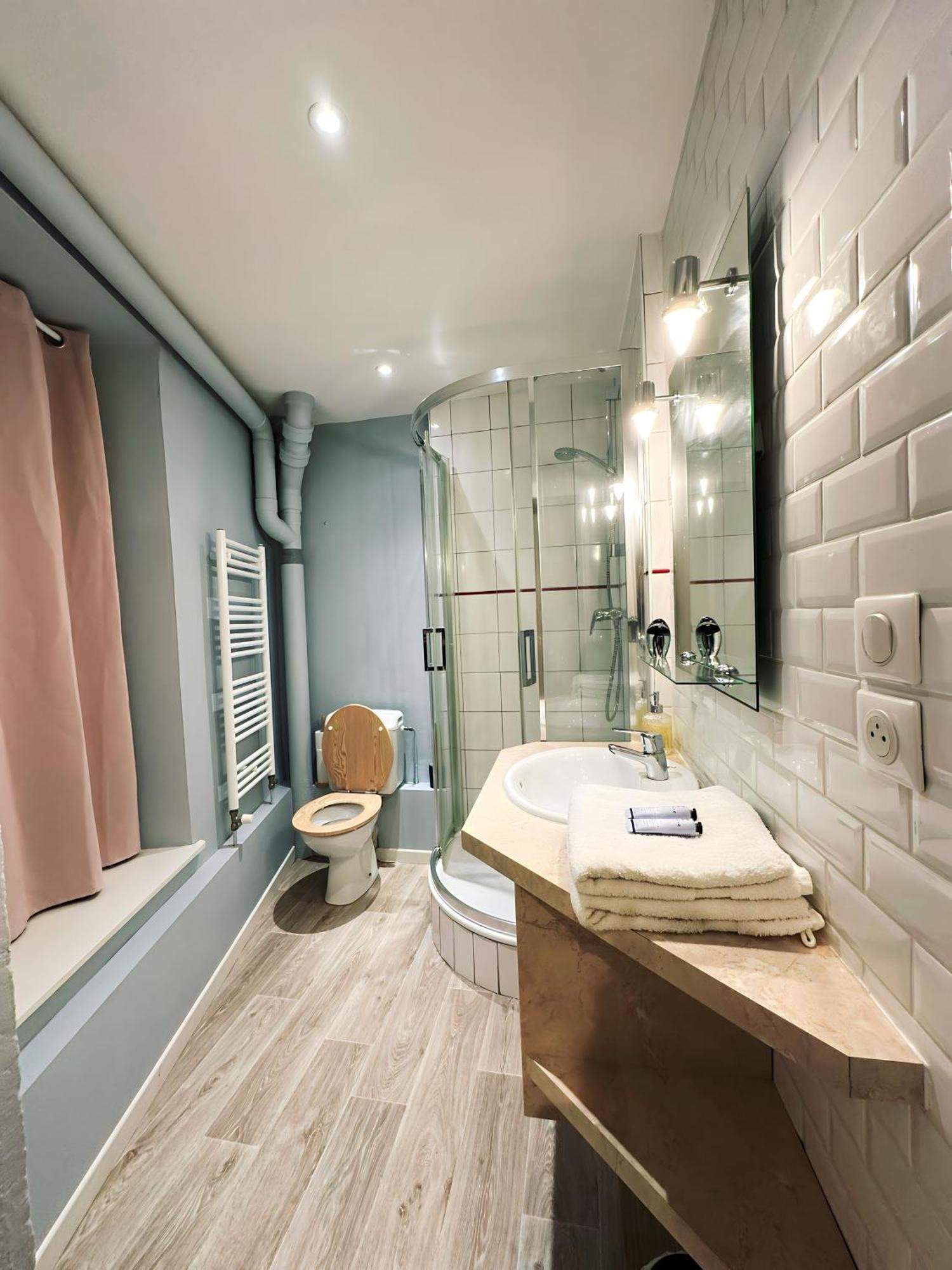 Апартаменты Le Maconnais - Hyper Centre Macon - Parking Gratuit - A 600M De La Gare Экстерьер фото