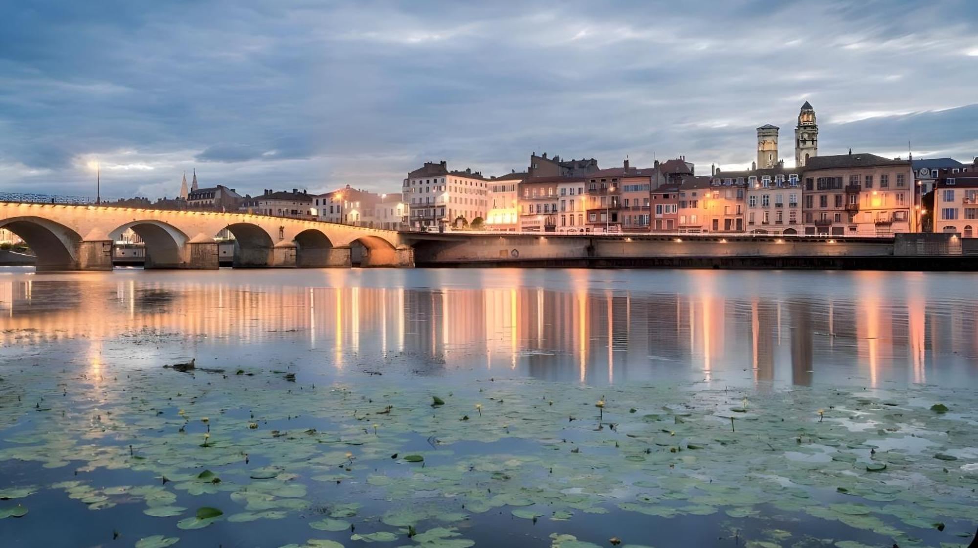Апартаменты Le Maconnais - Hyper Centre Macon - Parking Gratuit - A 600M De La Gare Экстерьер фото